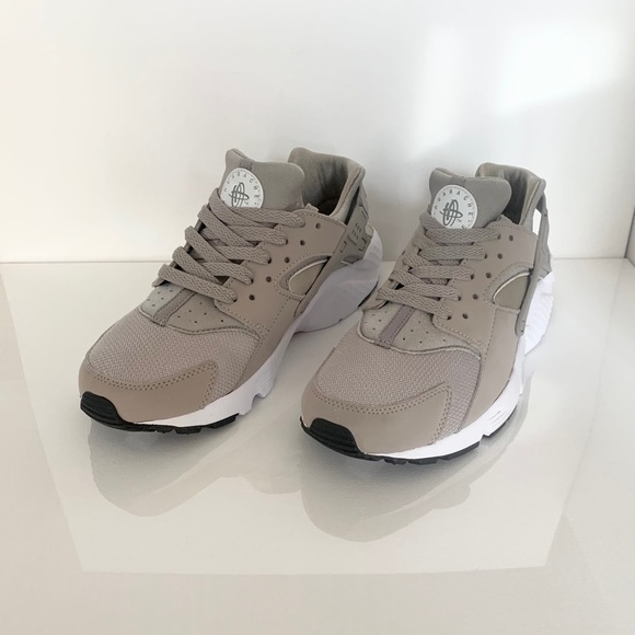 Nike Air Guarache Run PRM - Picture 3 of 9